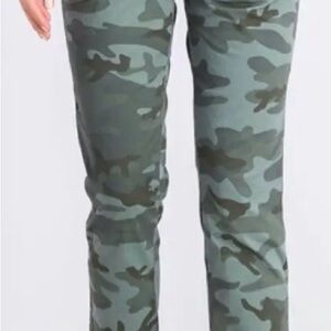 GAP Green Camouflage Chinos